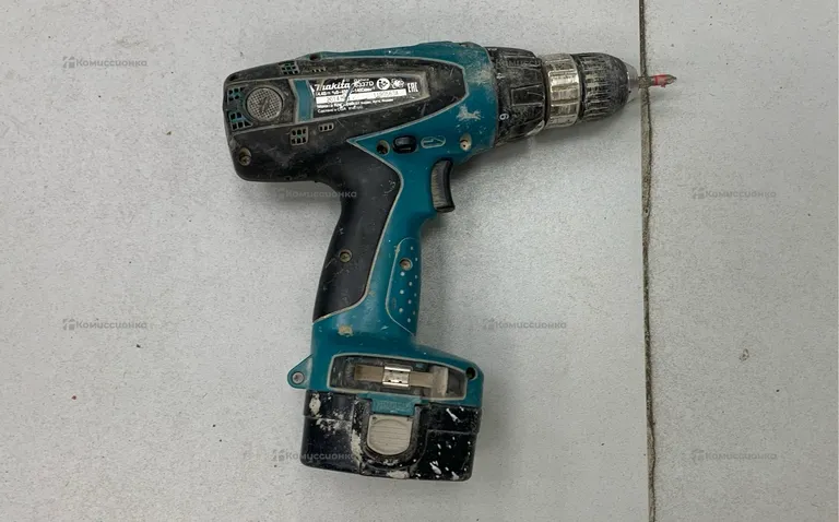 Дрель-шуруповерт makita 6337DWPE
