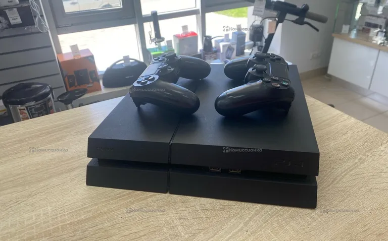 Приставка PS4. fat 500gb