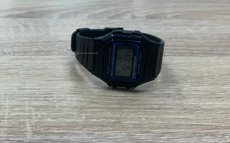 Часы Casio F105