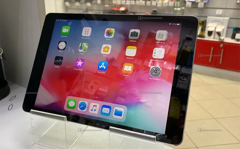 Планшет Apple iPad Air 32Gb Wi-Fi