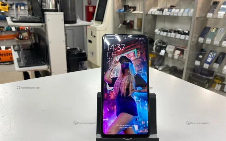 Xiaomi 13C 8/256