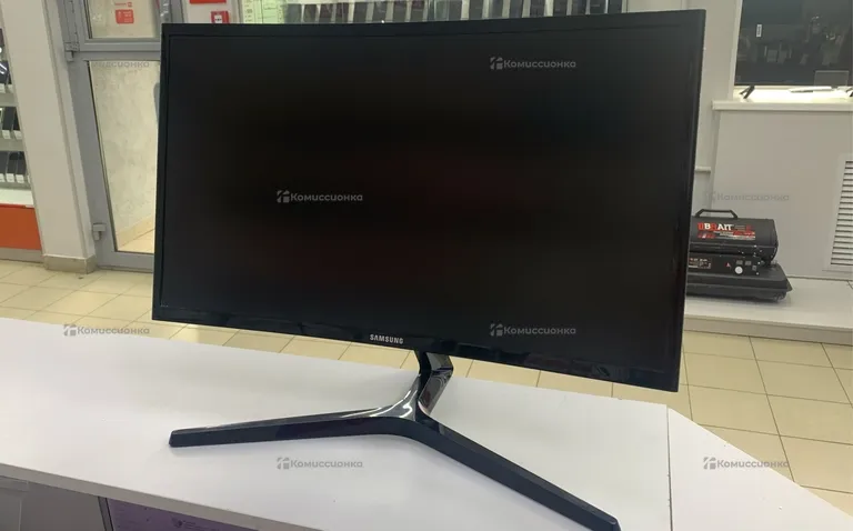Монитор Samsung C24RG50FQI
