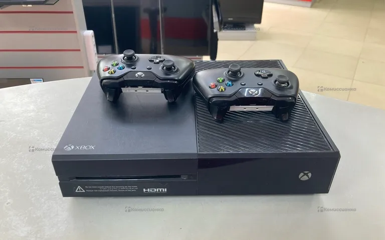 Приставка Xbox One 512