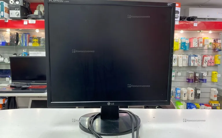 Монитор LG Flatron L1933S-BF