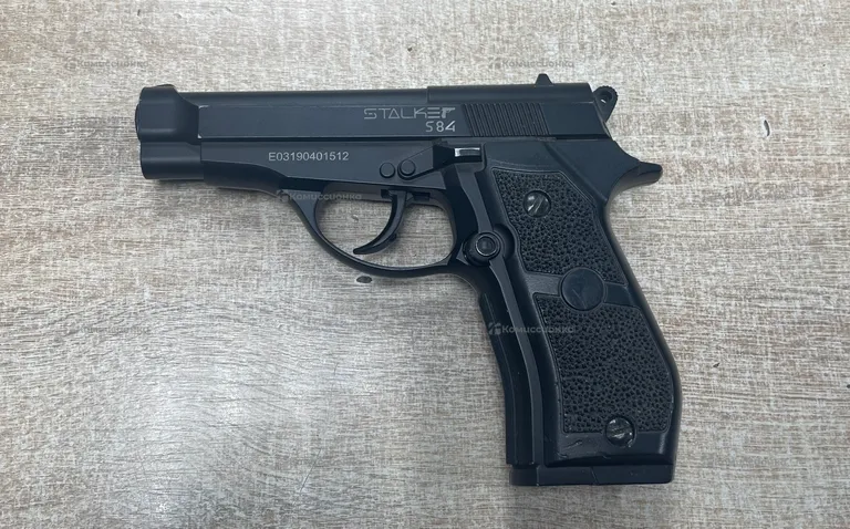 Пневматический пистолет Stalker s84