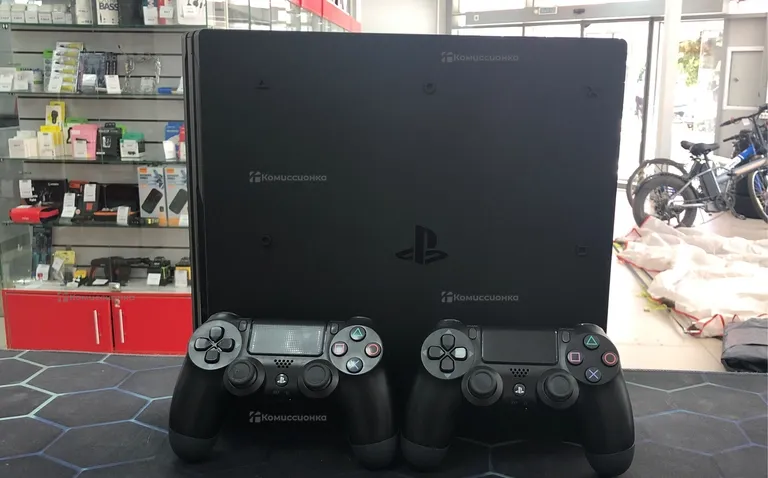 Приставка PS4. pro 1tb