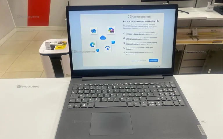 Ноутбук  lenovo 82c3
