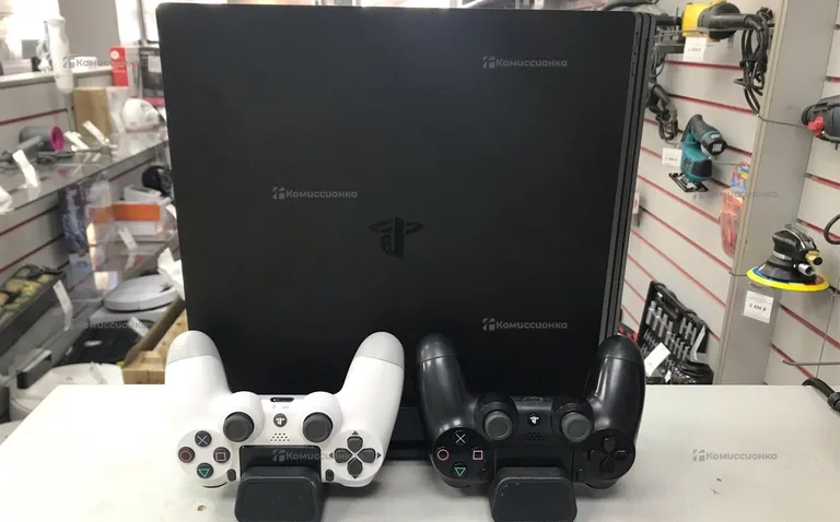 Приставка PS4. 4 pro