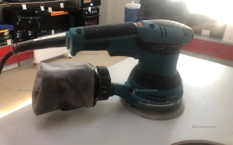 Эксцентриковая шлифмашина makita BO5041 реплика