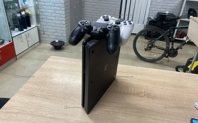 Приставка PlayStation 4 slim 1TB