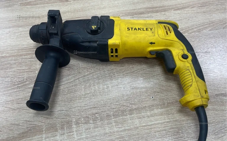 Перфоратор Stanley SHR263.