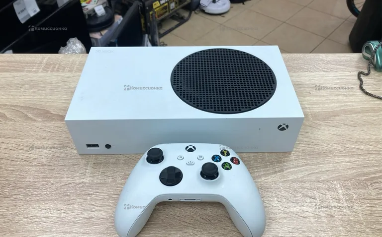 Приставка XBox Series S