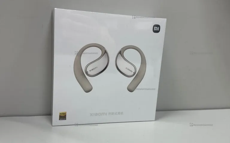 Наушники  Xiaomi M2319E1