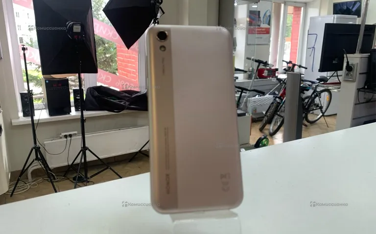 Honor 8s 2/32