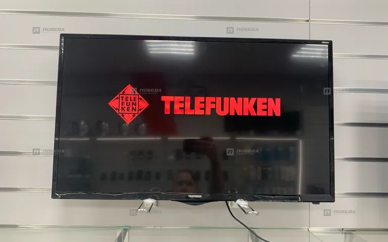 TELEFUNKEN TF-LED32S52T2S