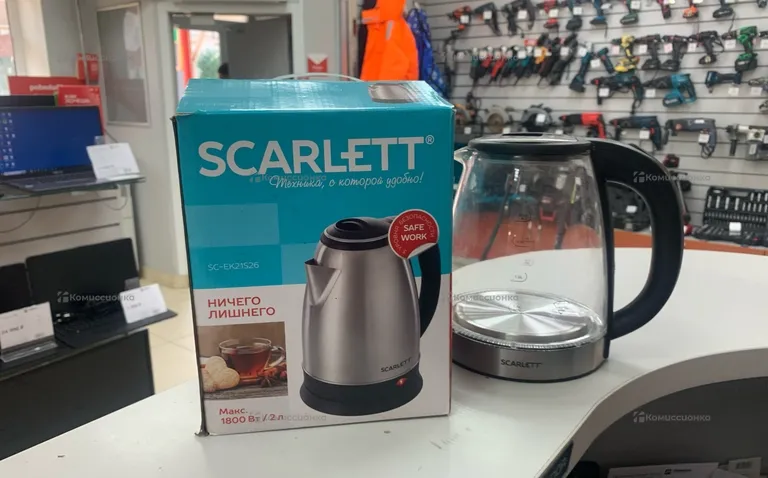 Чайник Scarlett