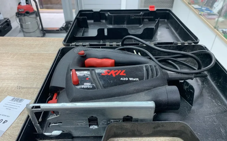 лобзик 420W Skil