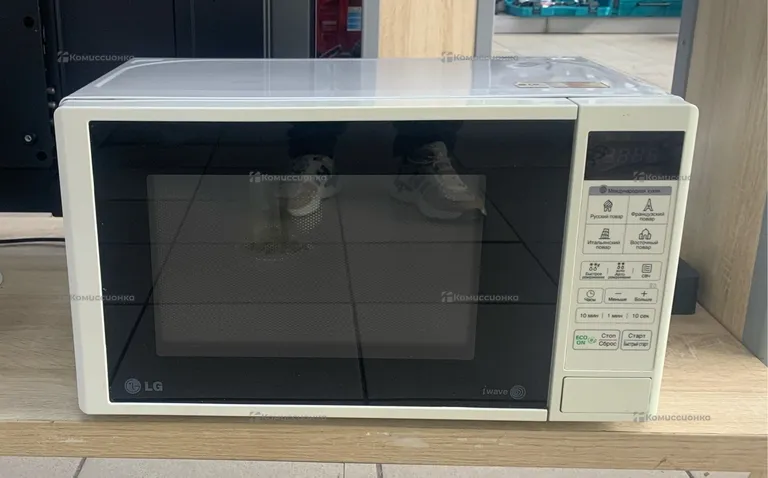 Микроволновая печь  LG