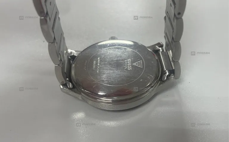 Наручные часы Guess steel