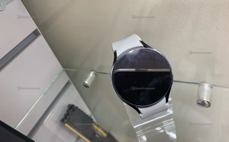 Часы Samsung Galaxy Watch 6