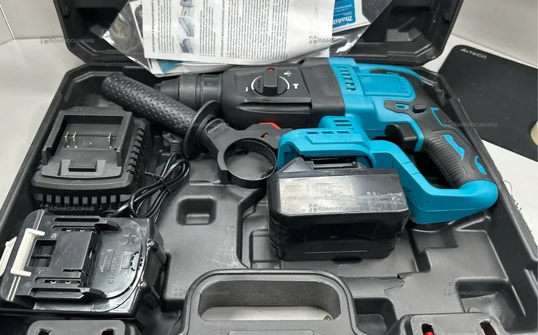 Перфоратор аккумуляторный Makita (rep.)