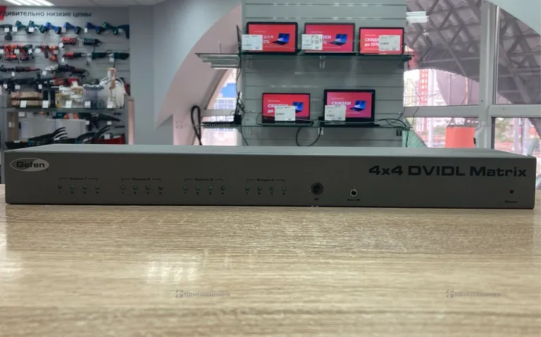 Матричный коммутатор Gefen EXT-DVI-444DL
