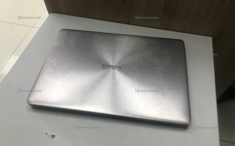 Ноутбук  ASUS