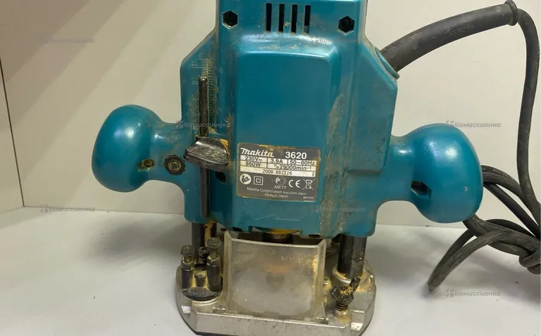 Фрезер Makita 3620