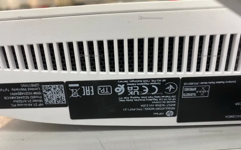 Моноблок HP 21-D14804RH