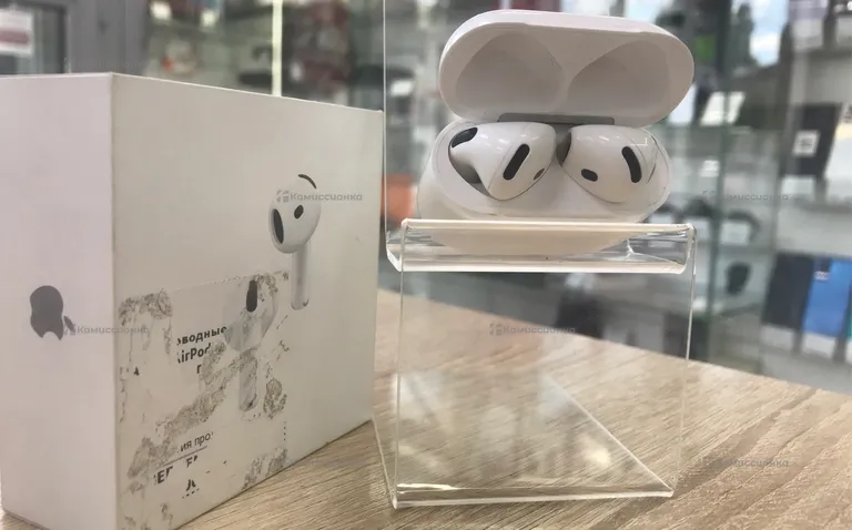 Наушники Apple air pods 4