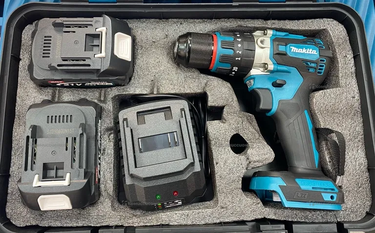 Дрель-Шуруповерт Makita 21v 6Ah