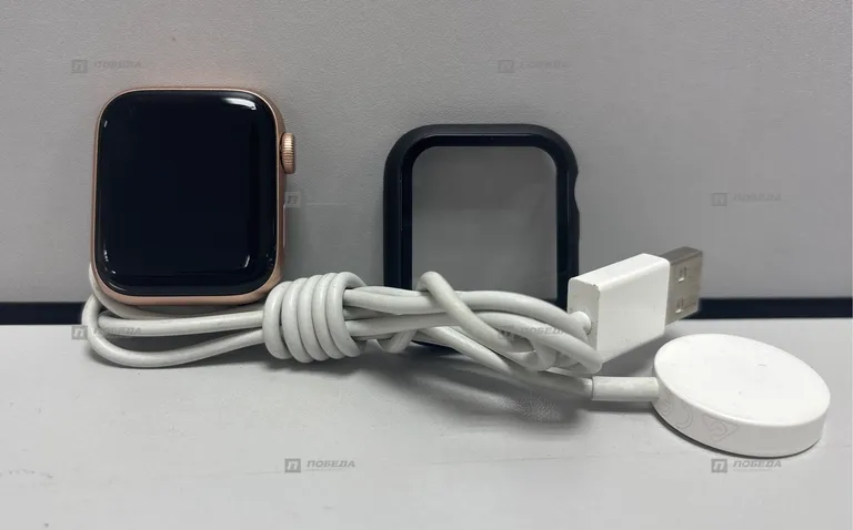 Часы Apple watch SE 40mm