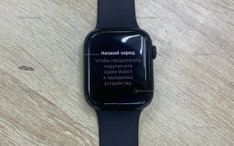 Часы Apple Watch Series 9