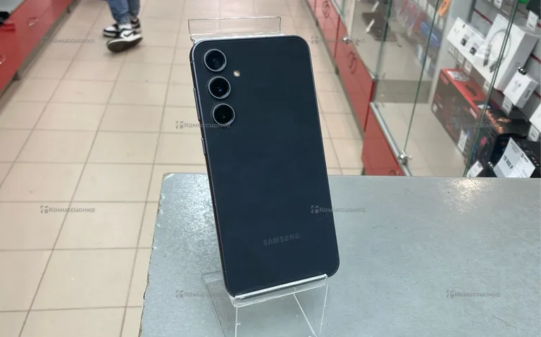 Samsung Galaxy S23 FE 8/256 ГБ