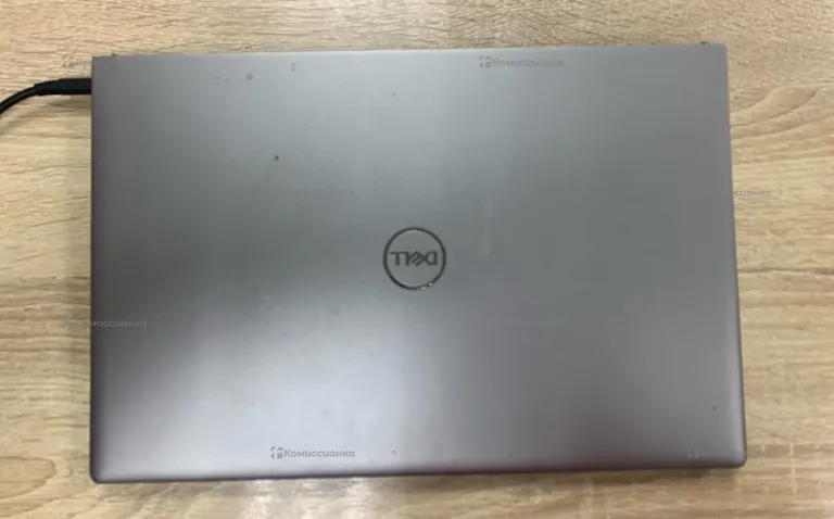 Ноутбук  dell vostro 15