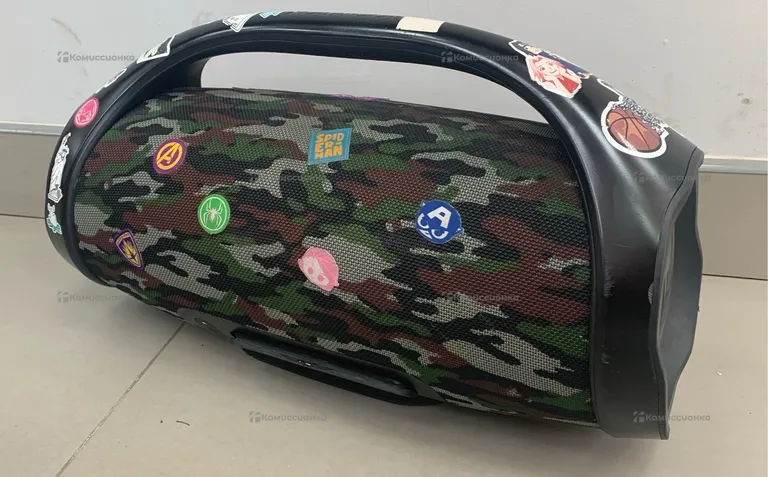 Колонка  JBL Boombox