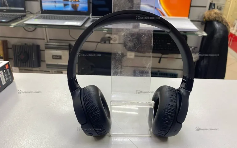 Наушники  JBL Tune 670