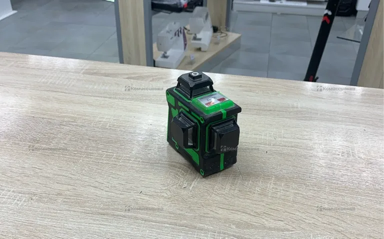 лазерный уровень 4D