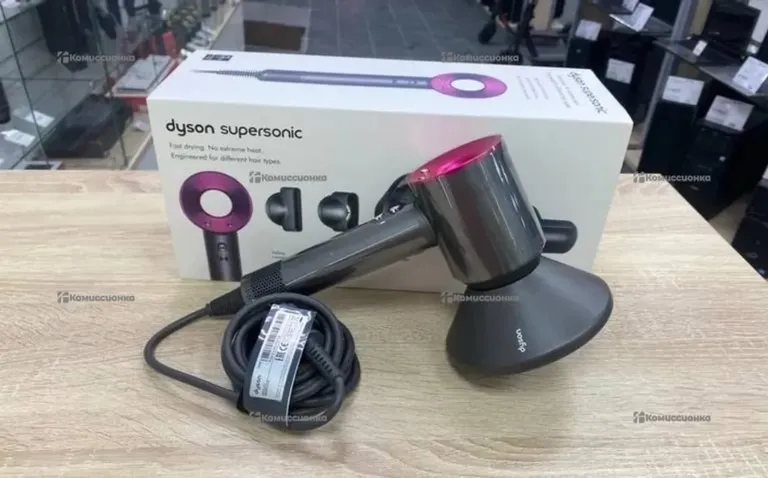Фен Dyson Supersonic HD08