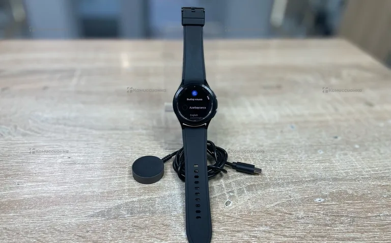 Часы  Samsung Galaxy Watch 4 Classic