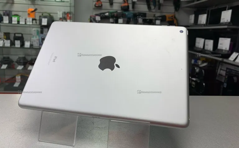 Планшет Apple iPad 9 поколения 64gb