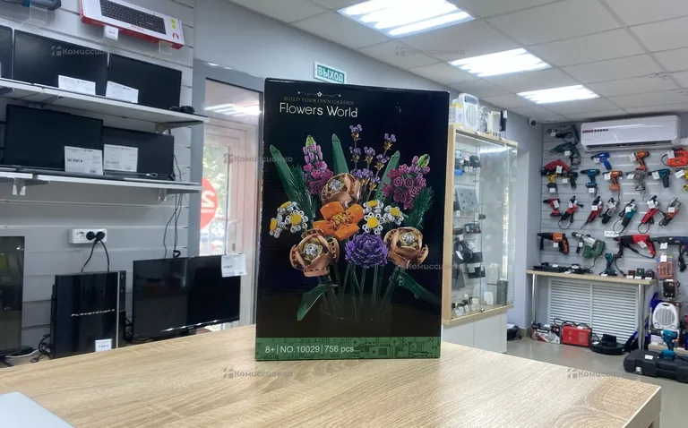 Лего набор Flowers World букет(756 деталей)