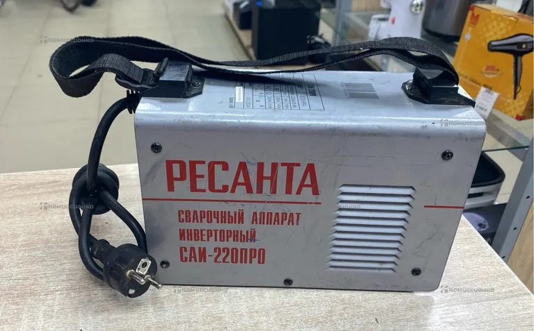 Сварочный аппарат РЕСАНТА САИ-220 ПРО