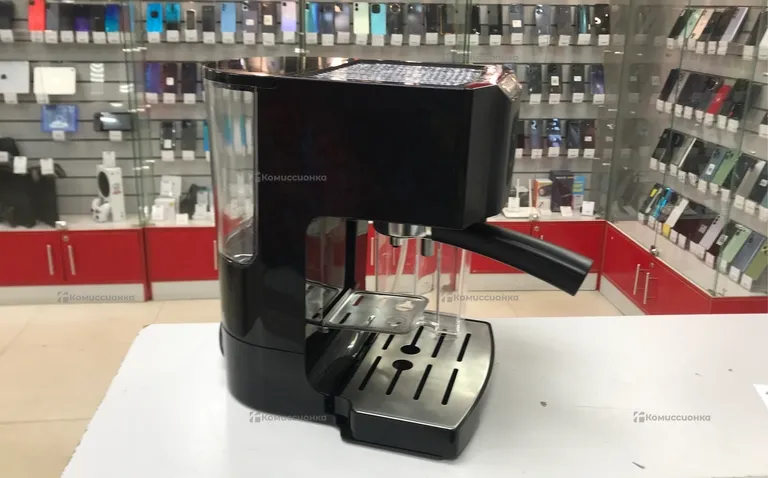 Кофеварка Redmond RCM-1512