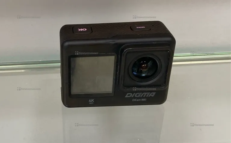 Экшн камера Digma DiCam 880