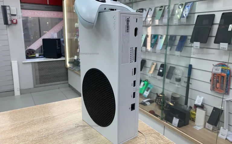 Приставка Xbox Series S 512 ГБ