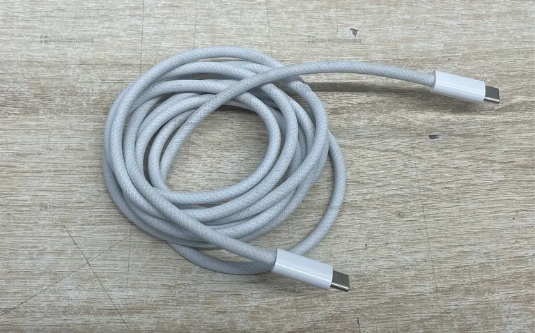 Кабель Type-S Apple