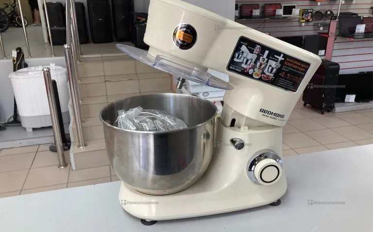 Кухонный комбайн Polaris PHB1637AL