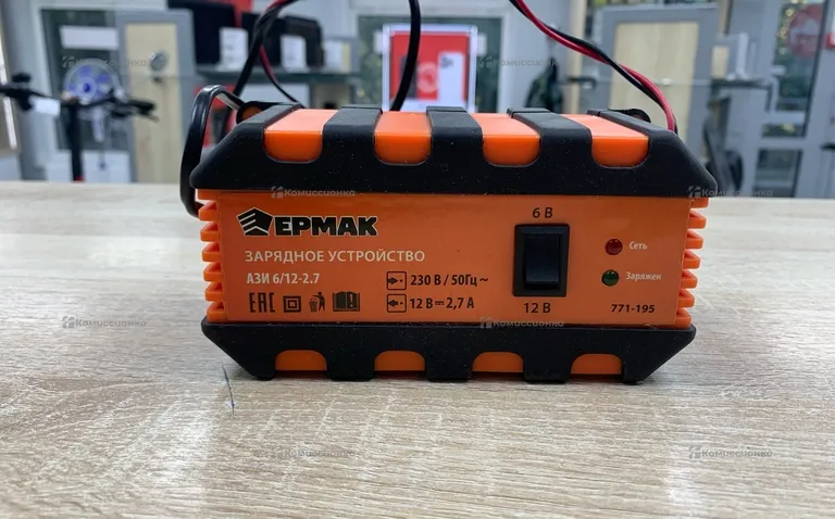 Зарядное устройство Ермак АЗИ 6/12-2.7