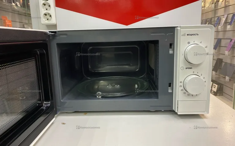 Микроволновая печь  Yamatsu P70T20P-V4
